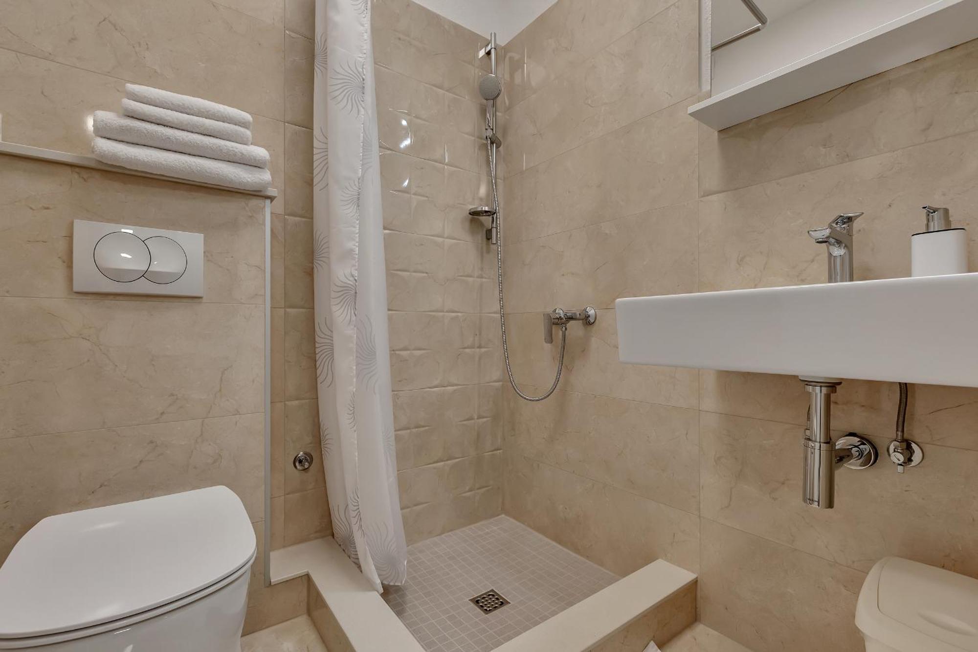 Golden Horizon Retreat Apartment Podgora Luaran gambar