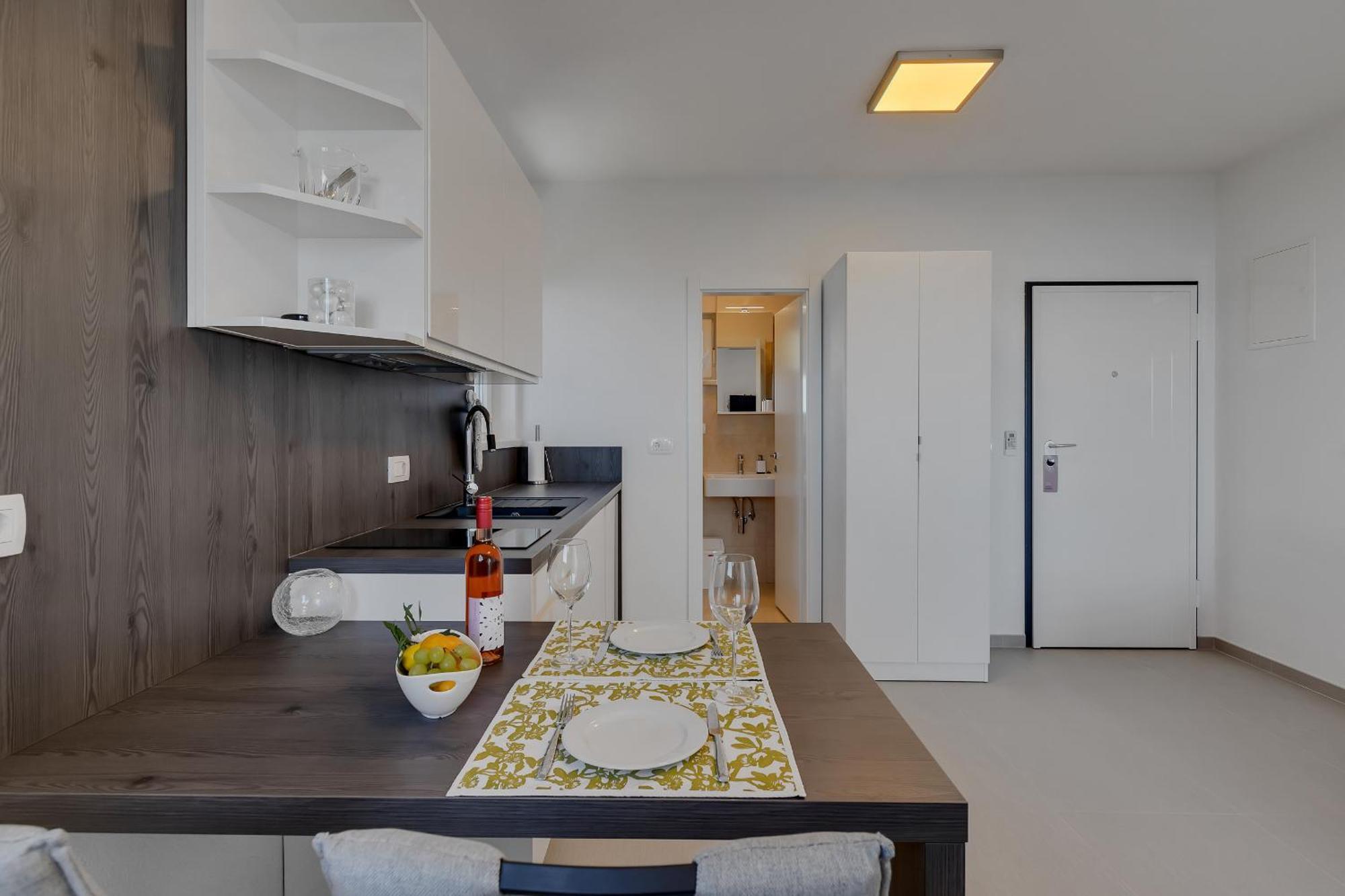 Golden Horizon Retreat Apartment Podgora Luaran gambar